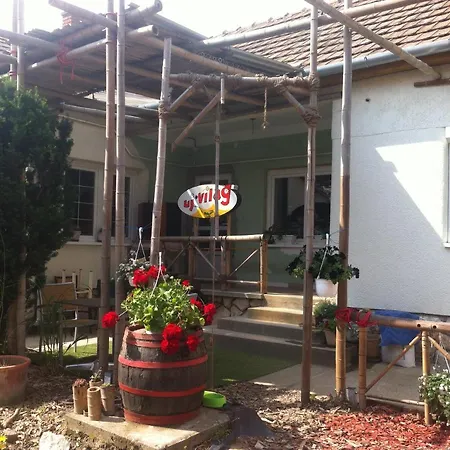 Vegan Bor Couette-café *